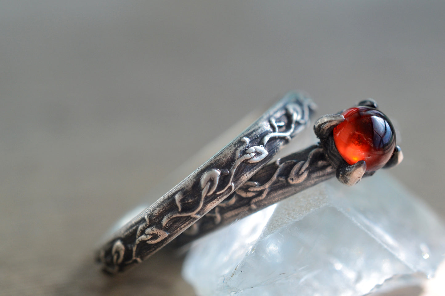 elven leaf bridal ring set with hessonite garnet