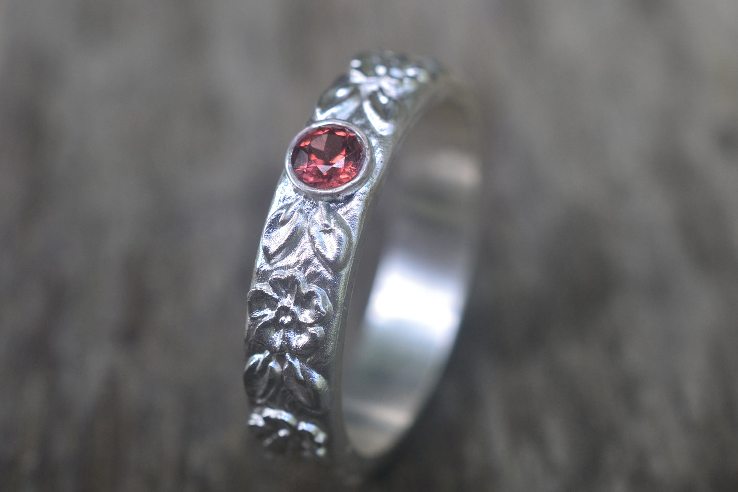 925 Silver Rose Wedding Ring With Red Stone